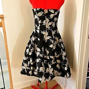 Halston heritage strapless